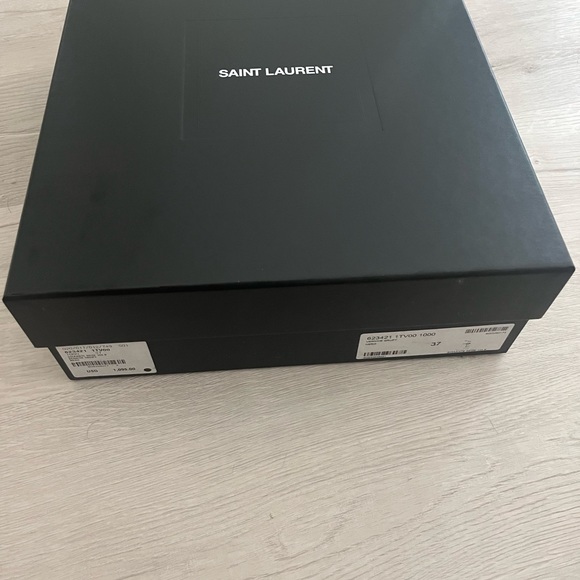 Patent leather Saint Laurent Bootie - Picture 3 of 6